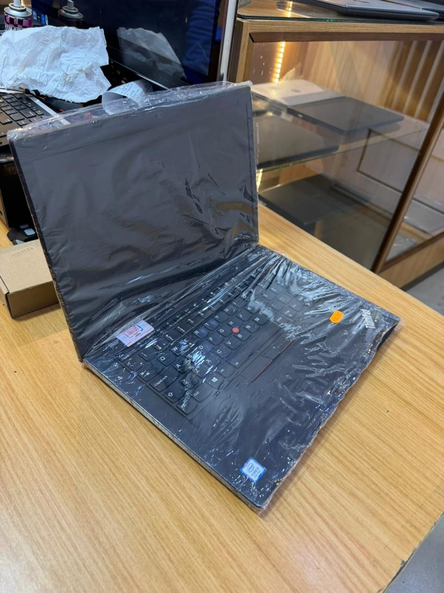 lenovo cor i5 da 8Th Gen